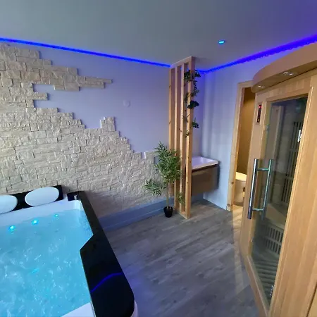 Equipes A Avec Espace Balneo En Option Proche Toyota, Autoroute Et Valenciennes Onnaing