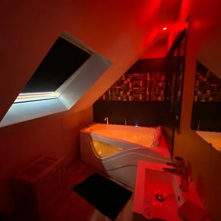 Апартаменты Equipes A Avec Espace Balneo En Option Proche Toyota, Autoroute Et Valenciennes Onnaing