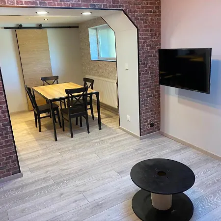 Equipes A Avec Espace Balneo En Option Proche Toyota, Autoroute Et Valenciennes Apartment