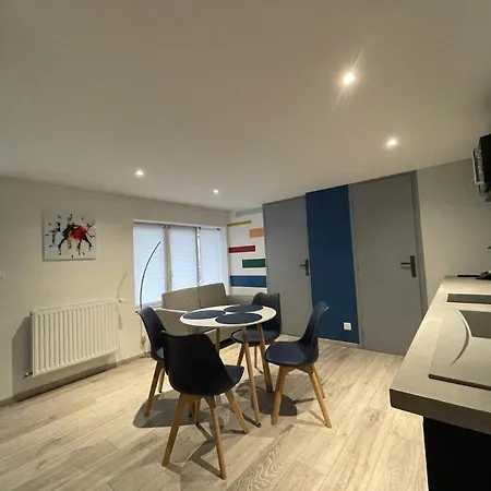 Equipes A Avec Espace Balneo En Option Proche Toyota, Autoroute Et Valenciennes *