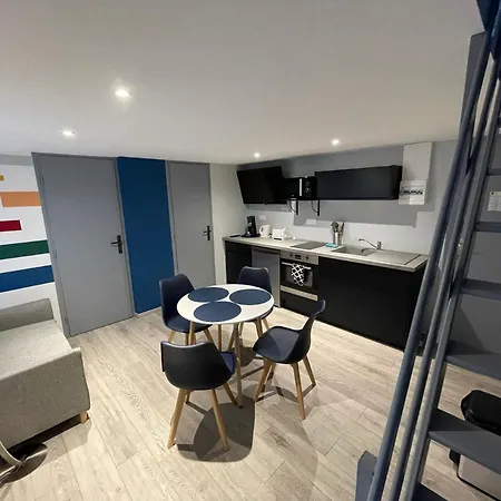 Equipes A Avec Espace Balneo En Option Proche Toyota, Autoroute Et Valenciennes Apartment Onnaing