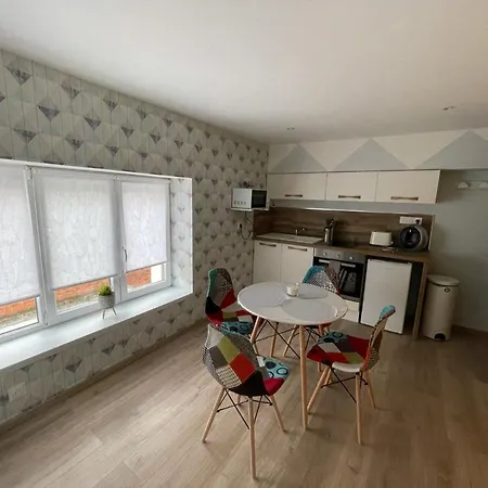 Equipes A Avec Espace Balneo En Option Proche Toyota, Autoroute Et Valenciennes Apartmán *