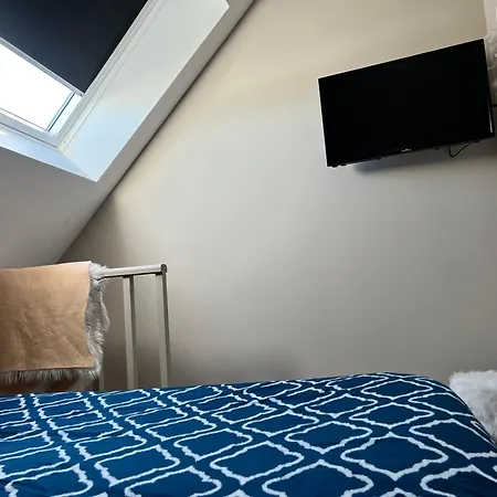 Apartmán Equipes A Avec Espace Balneo En Option Proche Toyota, Autoroute Et Valenciennes Onnaing