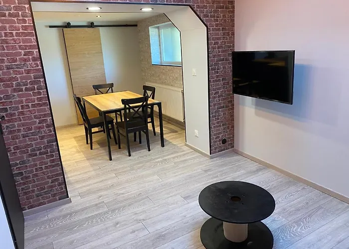 Equipes A Avec Espace Balneo En Option Proche Toyota, Autoroute Et Valenciennes Апартаменты