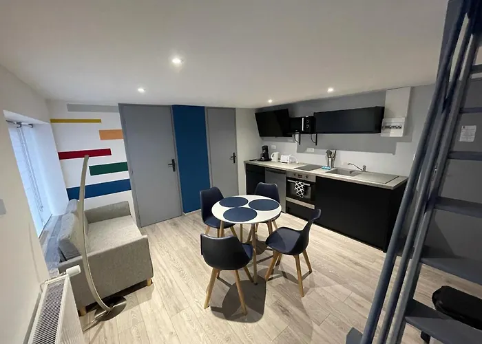 Equipes A Avec Espace Balneo En Option Proche Toyota, Autoroute Et Valenciennes Апартаменты